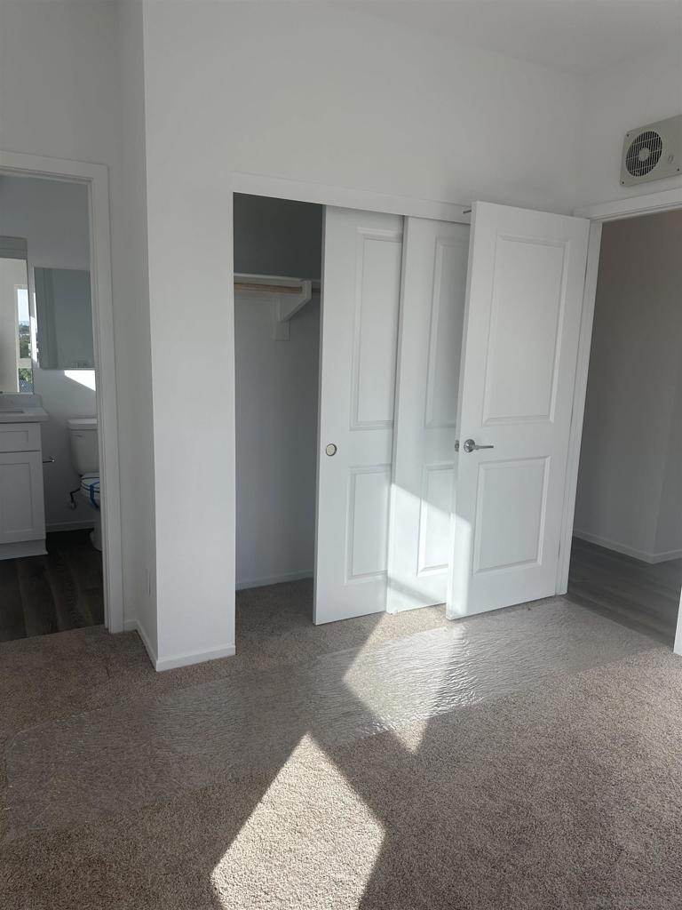 4952 Ocean View Blvd Property Photo 17