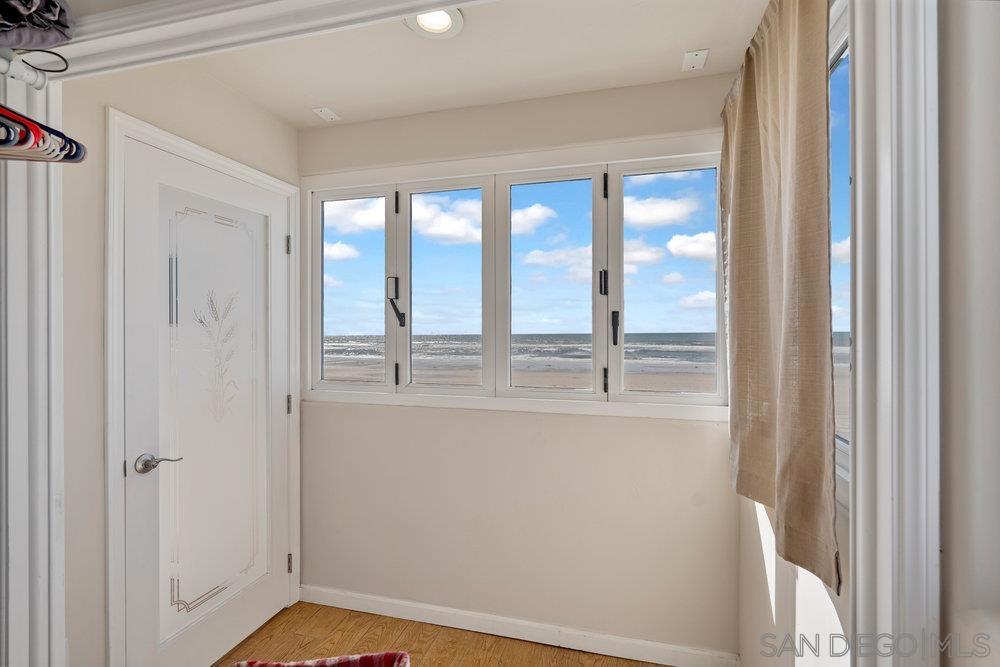 3911 Ocean Front Walk Property Photo 16