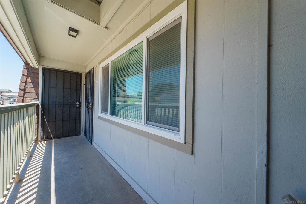 1740 N Ave Property Photo 11