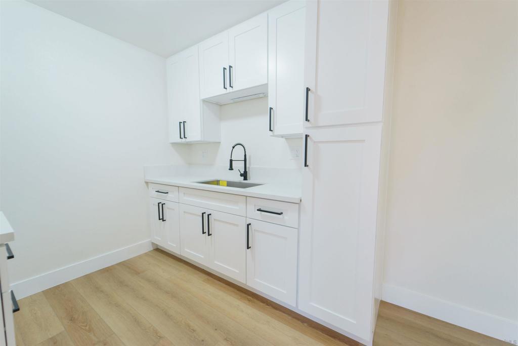 1740 N Ave Property Photo 16