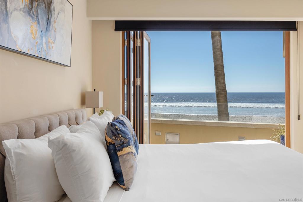 3921 Ocean Front Walk Property Photo 15