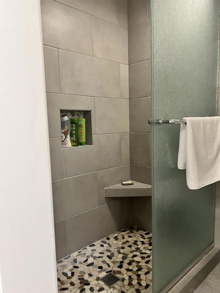 7757 Eads B4 Property Photo 21