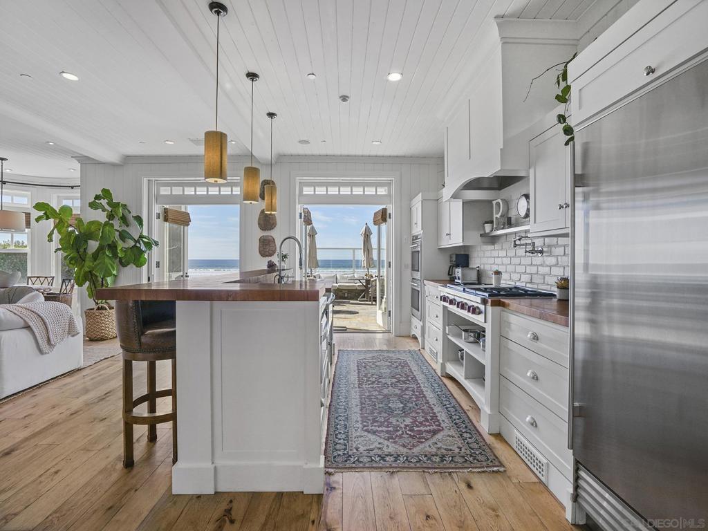 2720 Ocean Front Property Photo 6