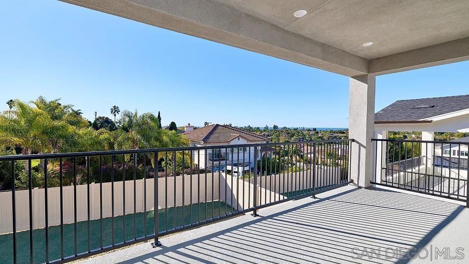 2312 Loker Way Property Photo 3