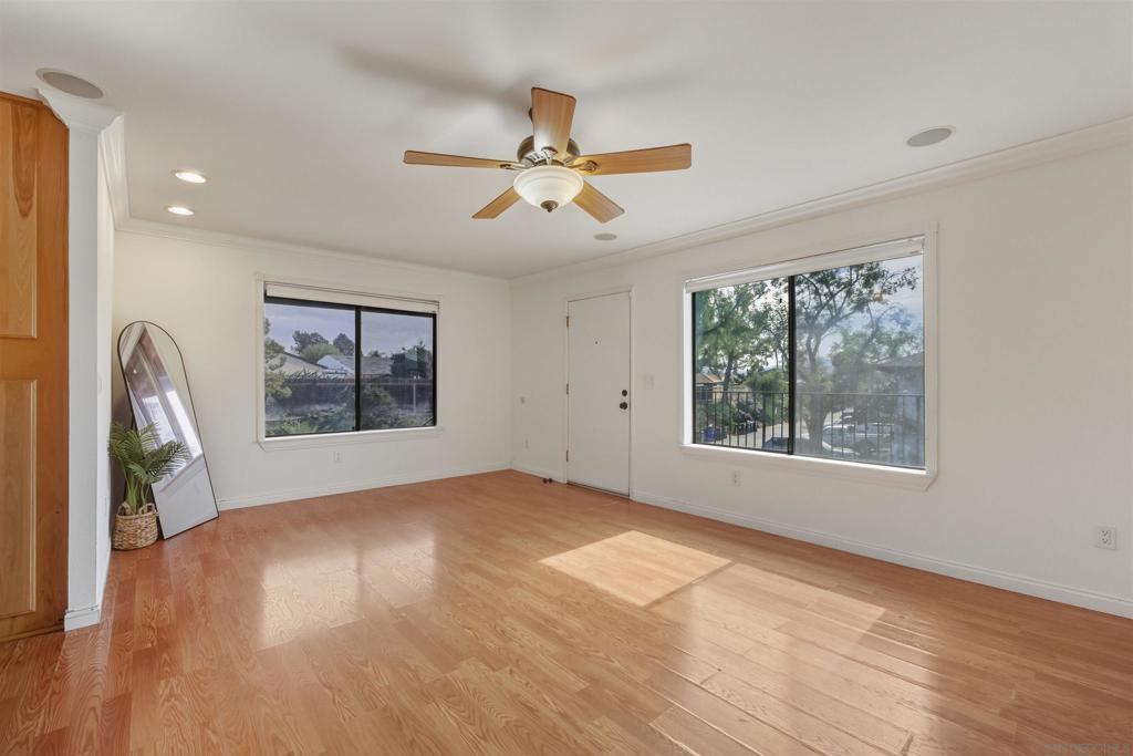 1701 Summertime Dr. Property Photo 2