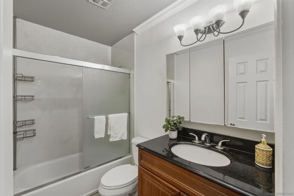 1701 Summertime Dr. Property Photo 7