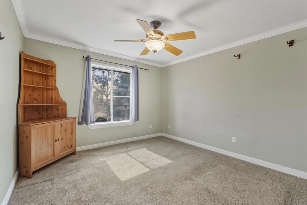 1701 Summertime Dr. Property Photo 8