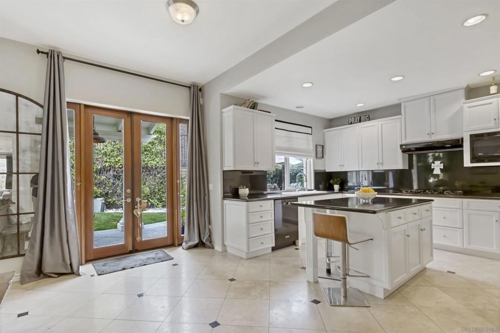 4229 Via Mira Monte Property Photo 10