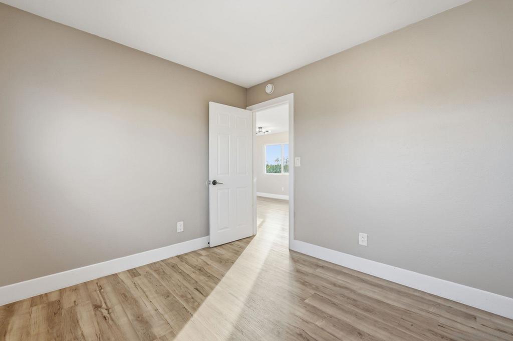 204 12 S Pardee Property Photo 16