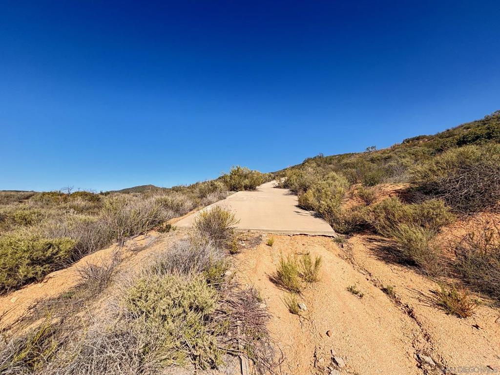 23833 Tecate Mission Rd Property Photo 2
