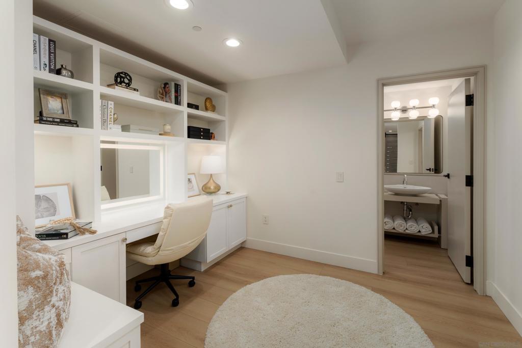 645 Front St 2204 Property Photo 51