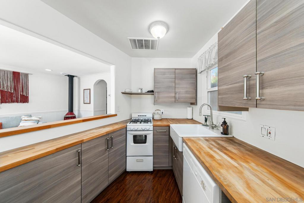 4853 Ocean/law Property Photo 51