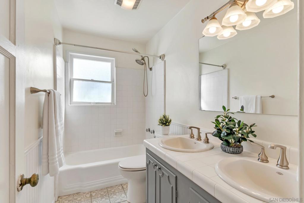 241 243 F Avenue Property Photo 21