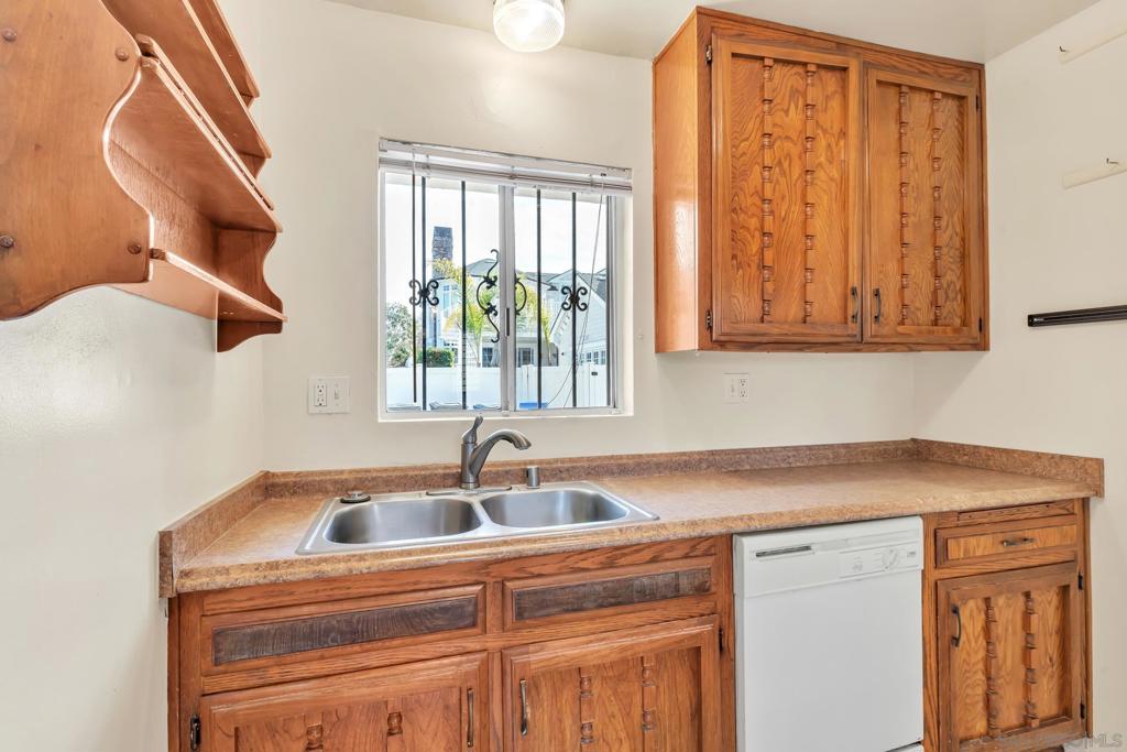 241 243 F Avenue Property Photo 37