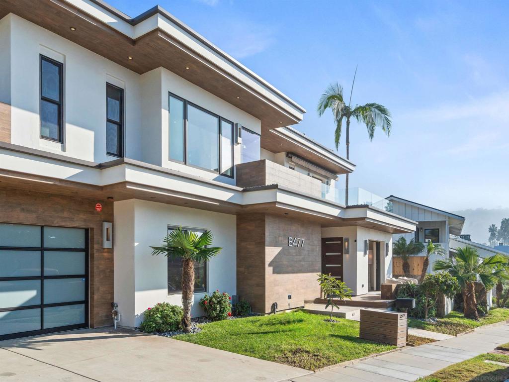 8477 El Paseo Grande Share #3 Property Photo 3