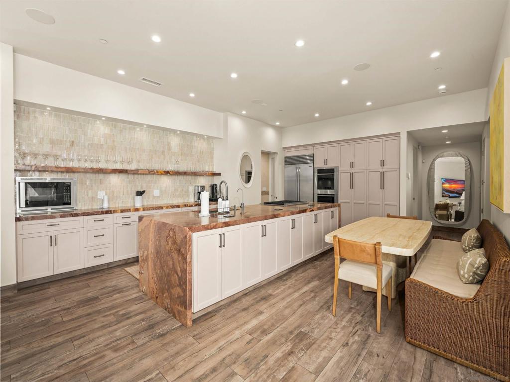 8477 El Paseo Grande Share #3 Property Photo 30