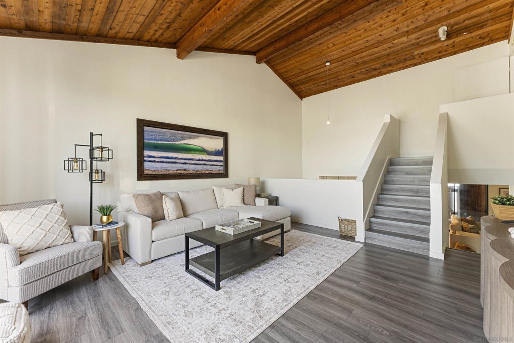2435 Camino Del Mar Property Photo 4