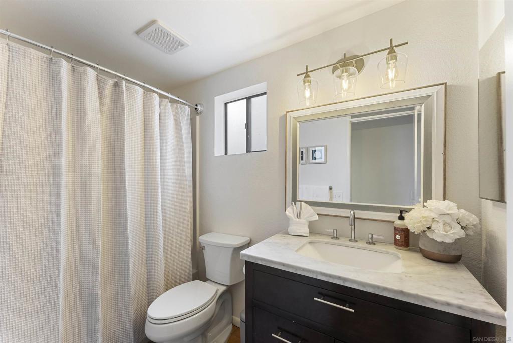 2435 Camino Del Mar Property Photo 14