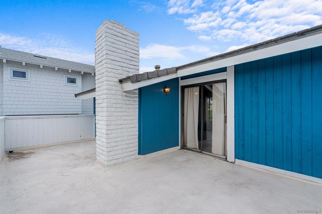 2435 Camino Del Mar Property Photo 27