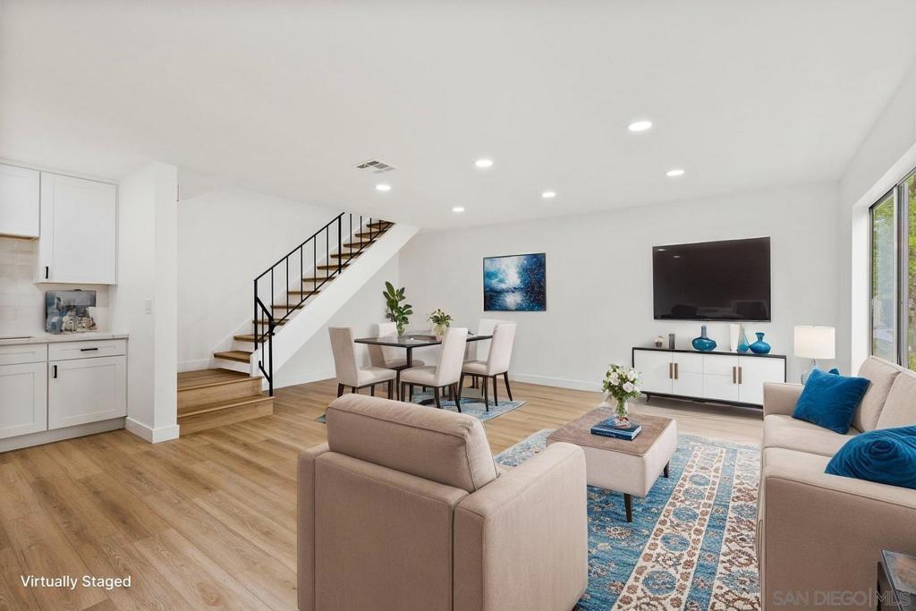 11022 Via Asti Property Photo 5