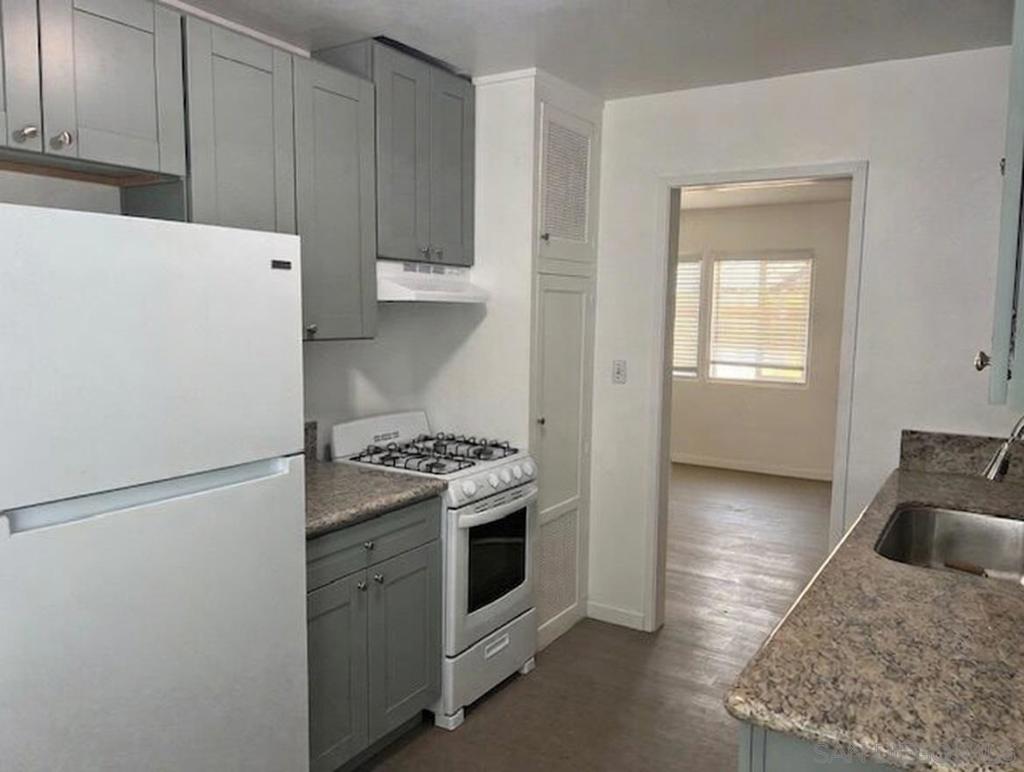 5025 31 Brighton Ave Property Photo 7