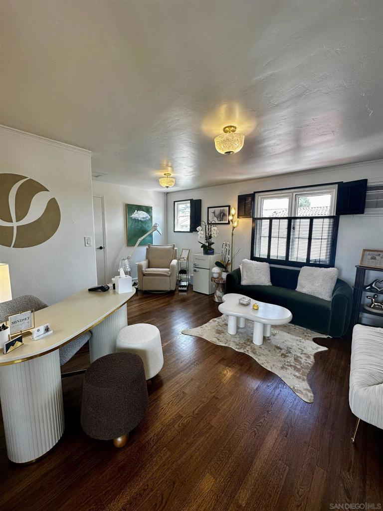 6105 Paseo Delicias Property Photo 7