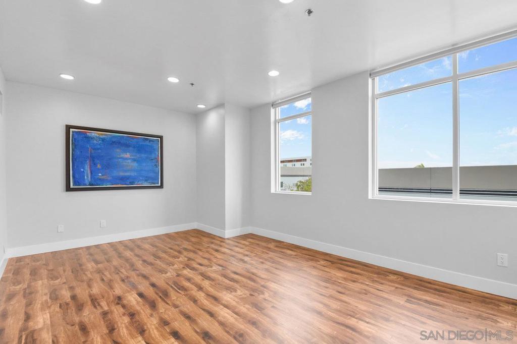 2563 Mast Way Property Photo 21