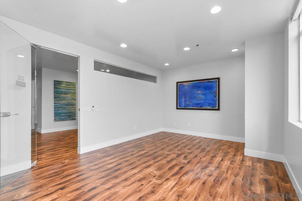 2563 Mast Way Property Photo 23