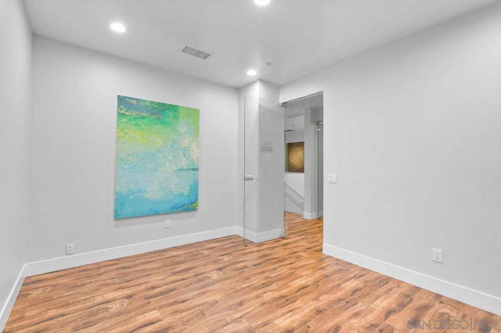 2563 Mast Way Property Photo 30