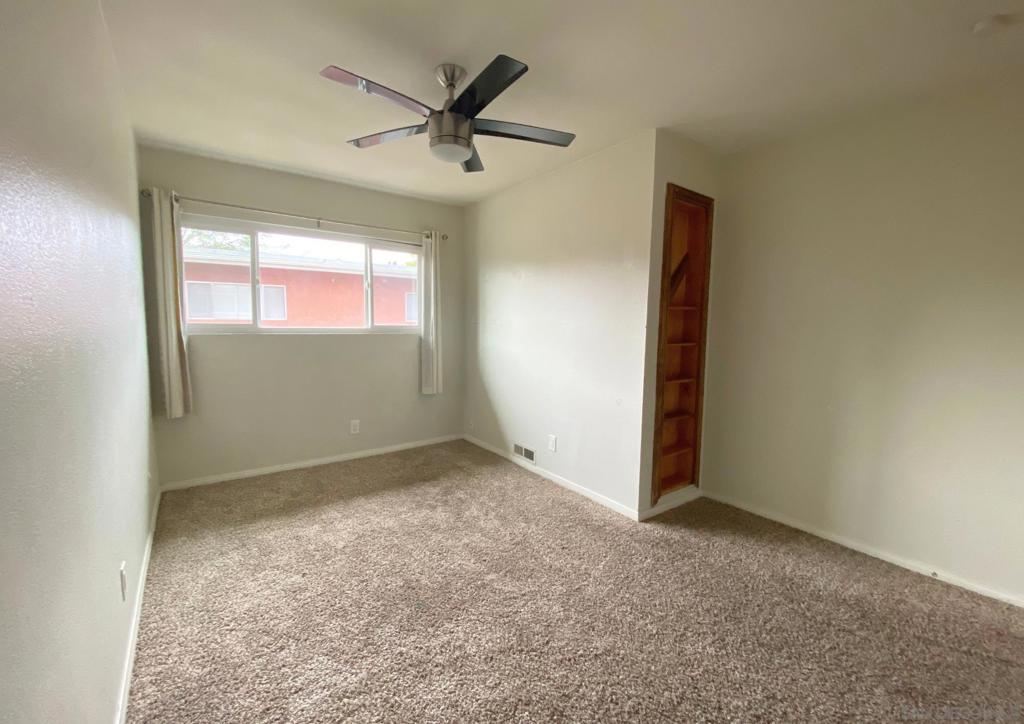 1060 E Washington Ave 5 Property Photo 20