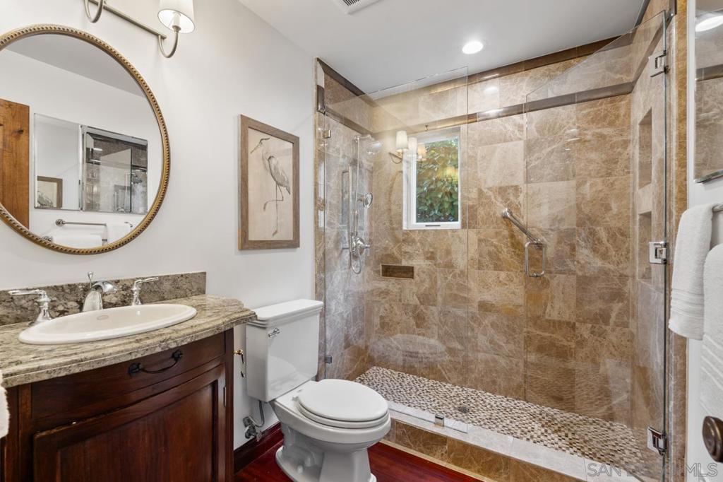 3235 Harbor View Dr Property Photo 42