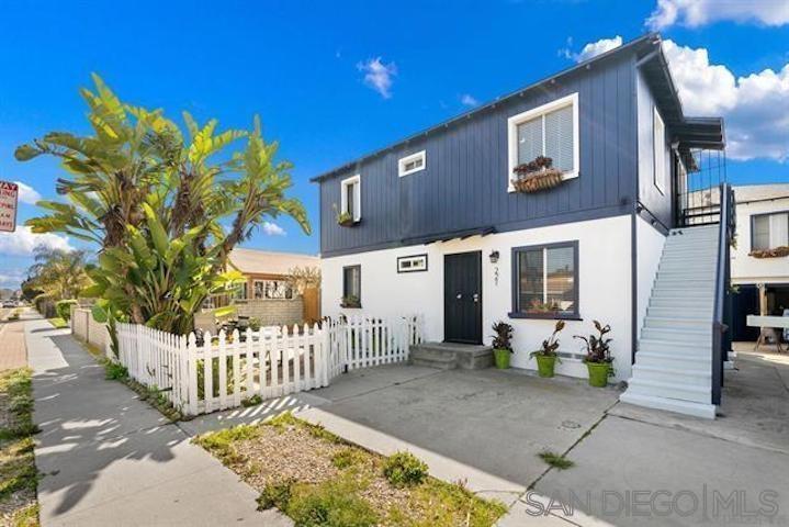 217 Evergreen Ave Property Photo 2