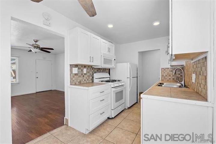 217 Evergreen Ave Property Photo 9