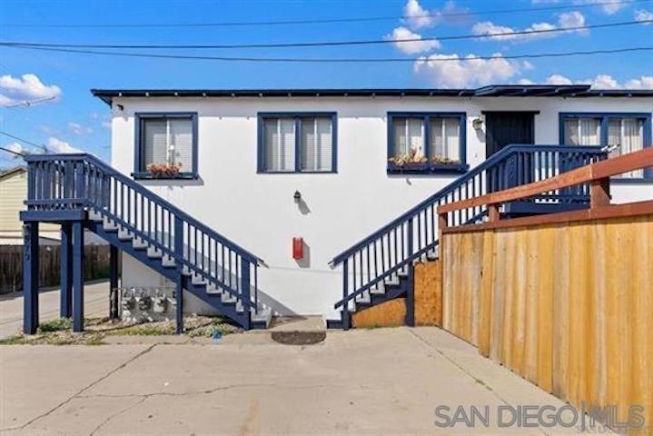 217 Evergreen Ave Property Photo 13