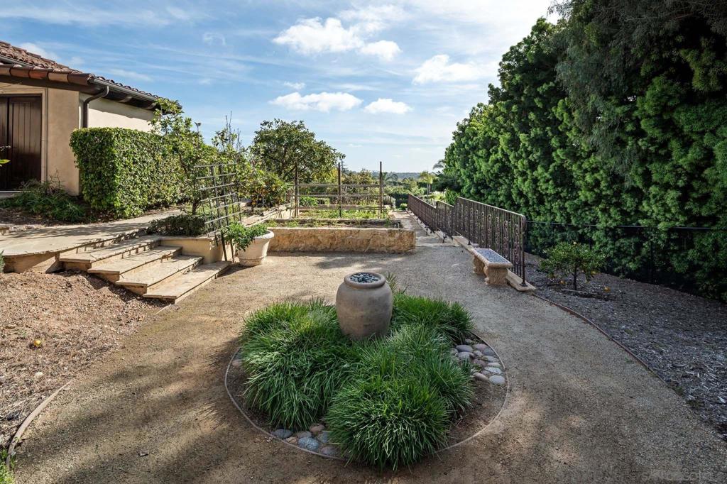 6565 Calle Reina Property Photo 29