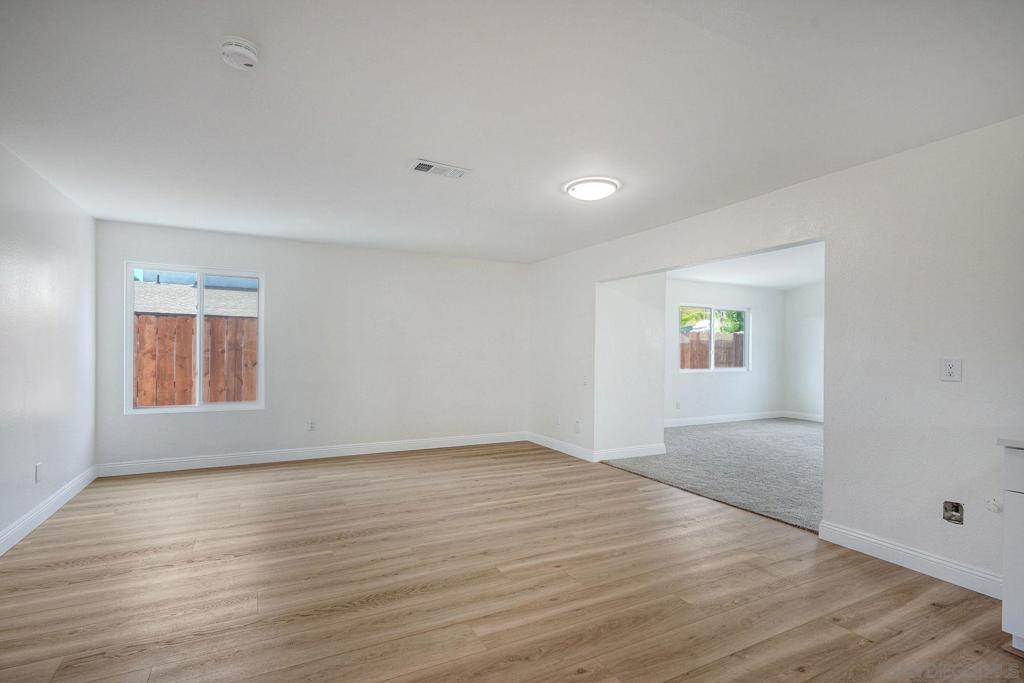 260004019SD Property Photo 11
