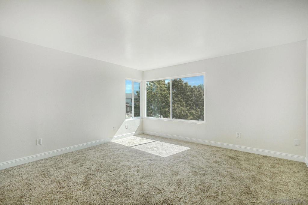 260004019SD Property Photo 28