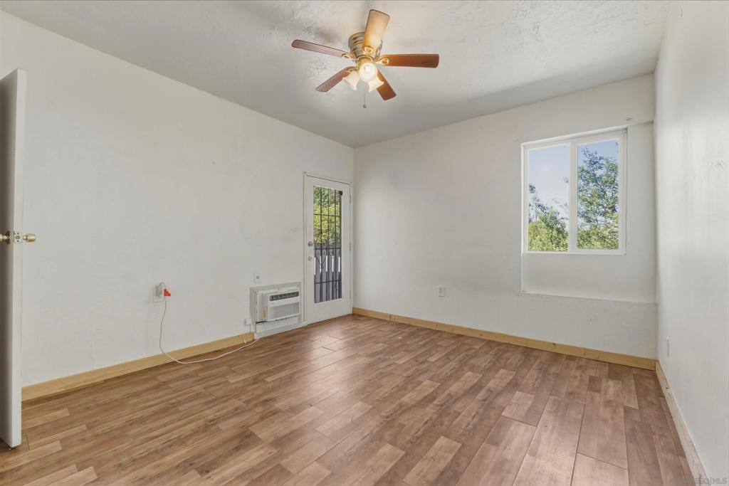 7380 Mohawk St. Property Photo 7