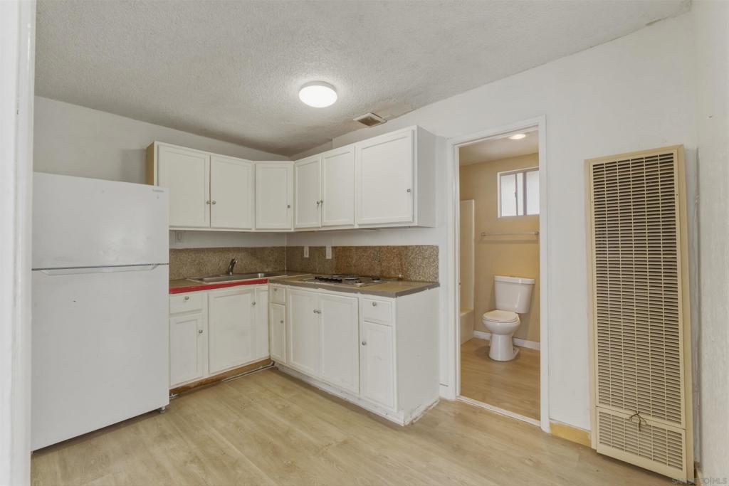 7380 Mohawk St. Property Photo 11
