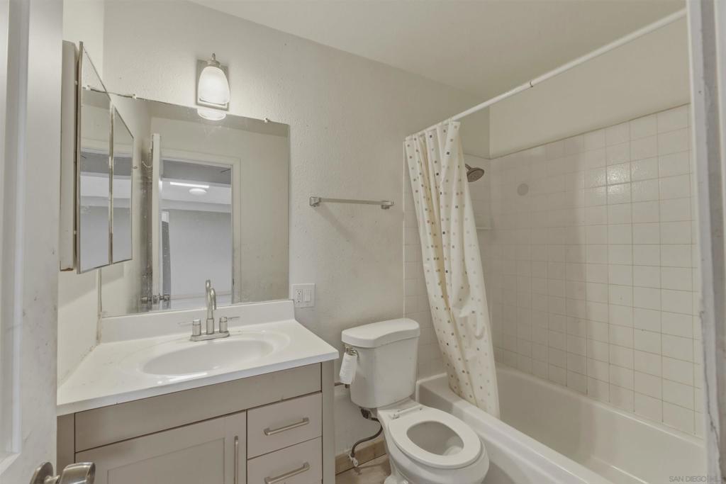 7380 Mohawk St. Property Photo 27