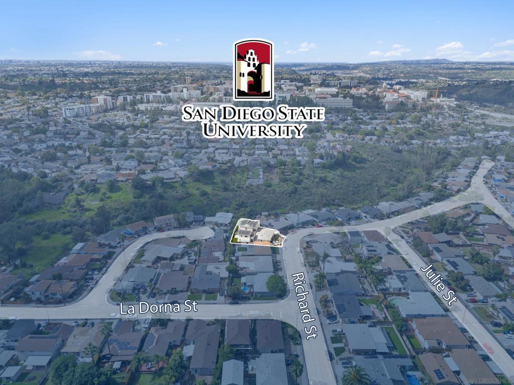 6407 13 Richard St Property Photo 2