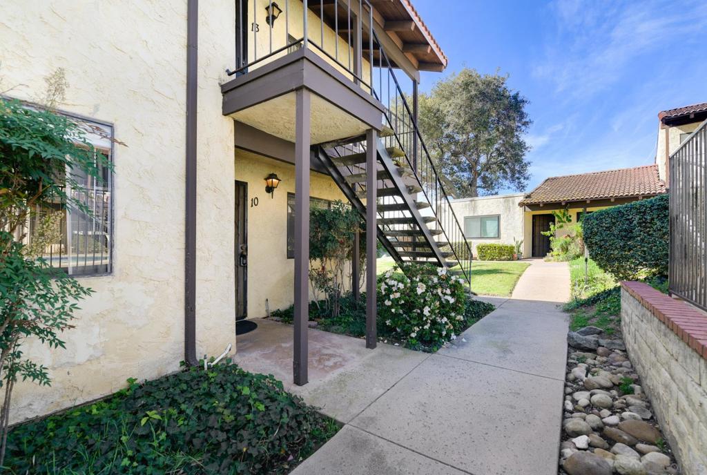 625 S Fig Street 10 Property Photo 20