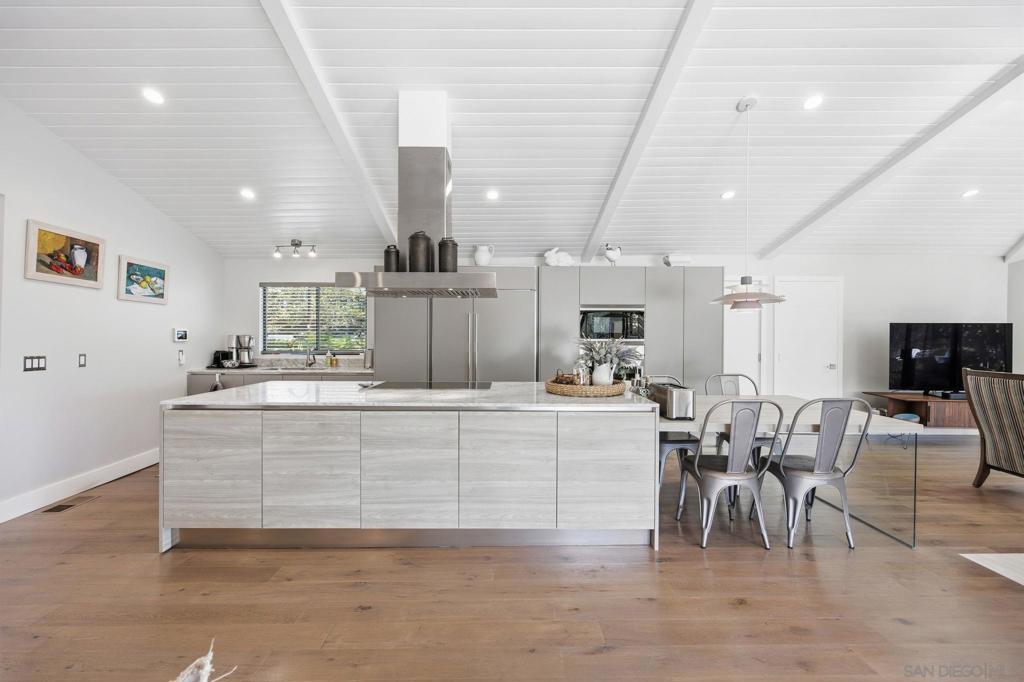 1402 Rodeo Drive Property Photo 36