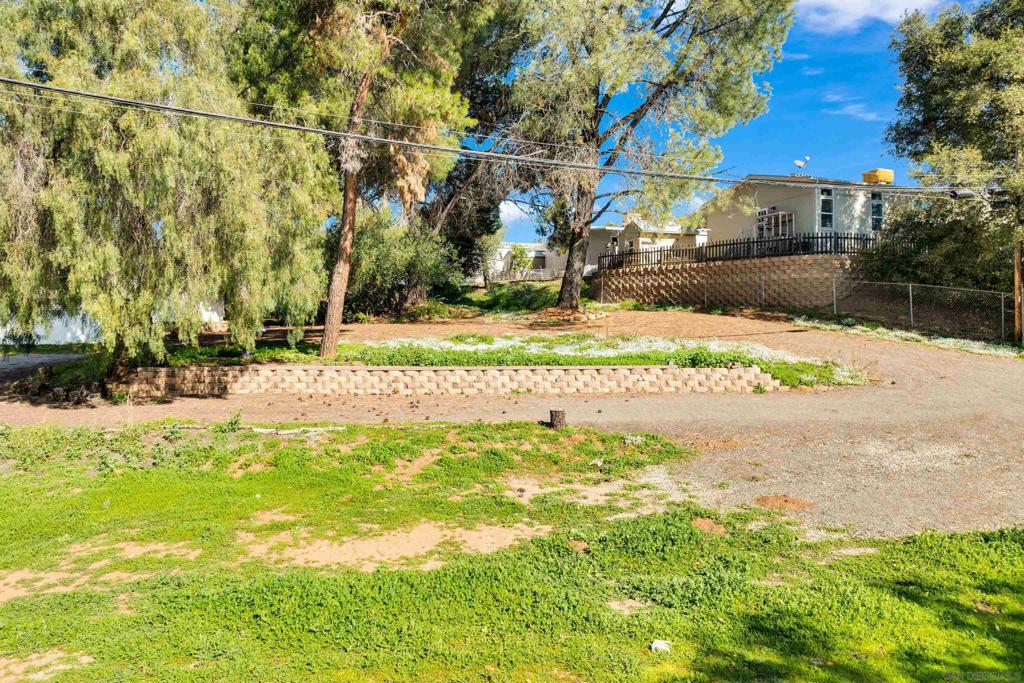1242 Marshall Rd Property Photo 10