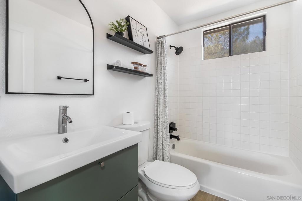 3854 56 Via Del Mar Property Photo 7