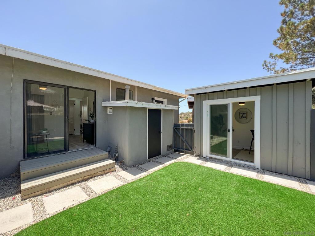 3854 56 Via Del Mar Property Photo 9