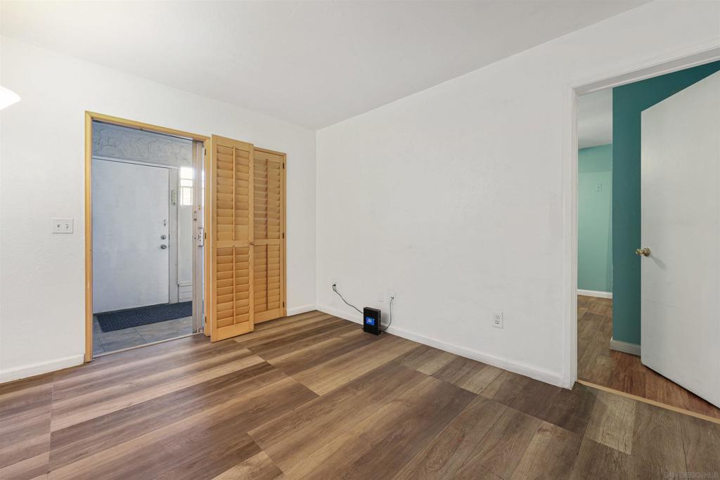 3029 Broadway 4 Property Photo 3