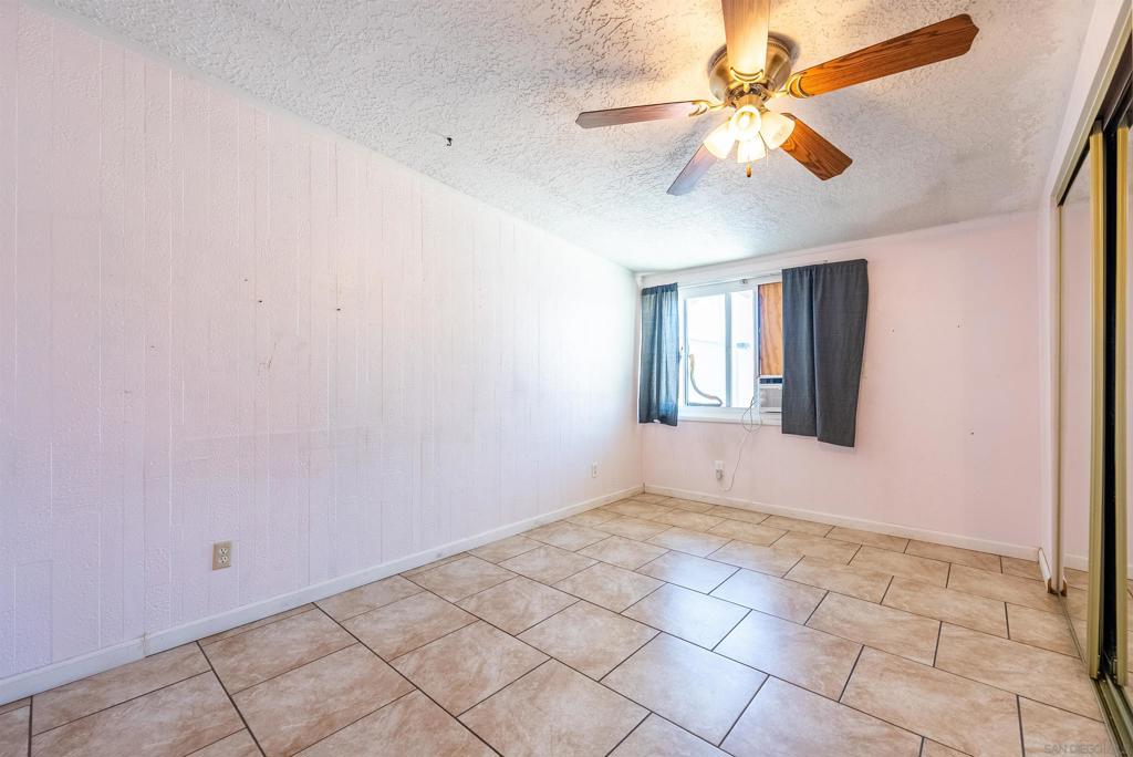 651 Maple Property Photo 25