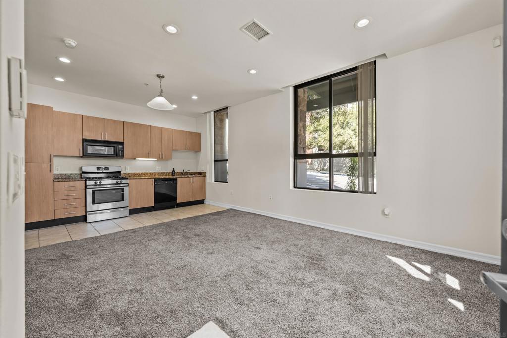 1480 Broadway 2107 Property Photo 4