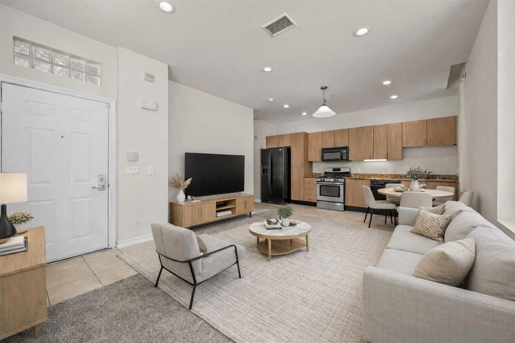 1480 Broadway 2107 Property Photo 5